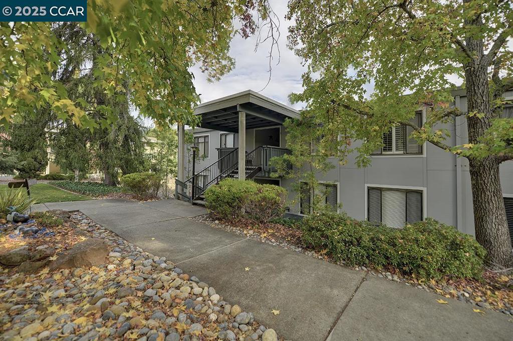 3033 Golden Rain Rd 4