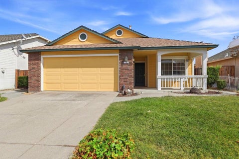 Photo of 2102 Homecoming Way, Brentwood, CA 94513 (MLS # ML82061355)