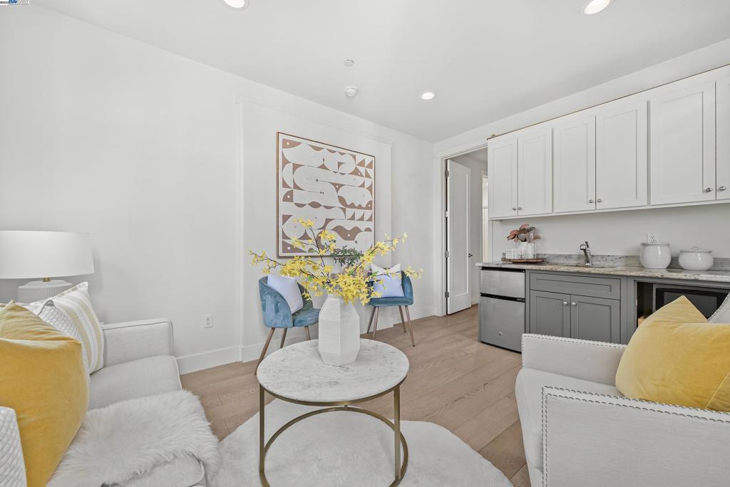 Not Listed - Residential