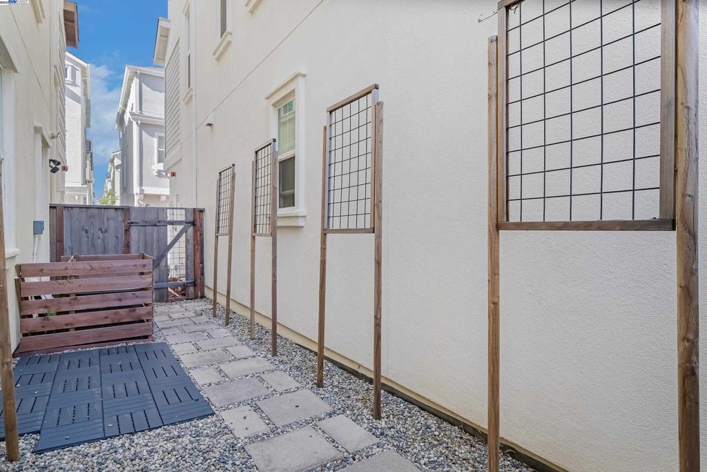 Not Listed - Residential