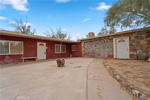 Photo of 32900 Dune Road, Newberry Springs, CA 92365 (MLS # DW26021241)