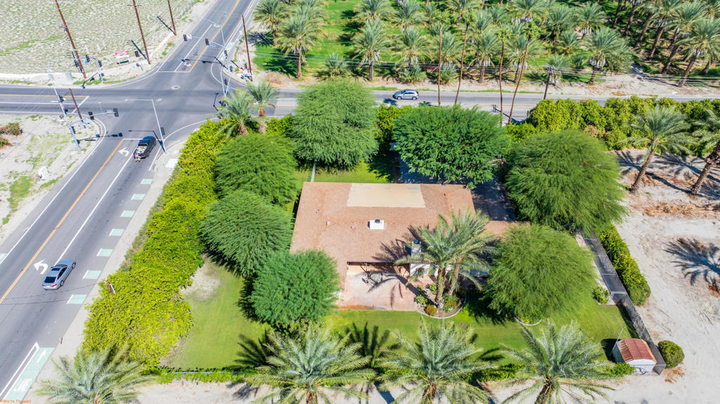 52500 Van Buren Street