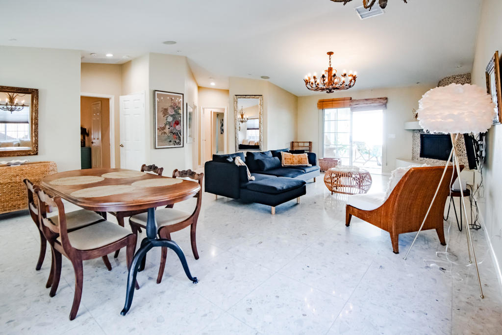 54065 Avenida Vallejo