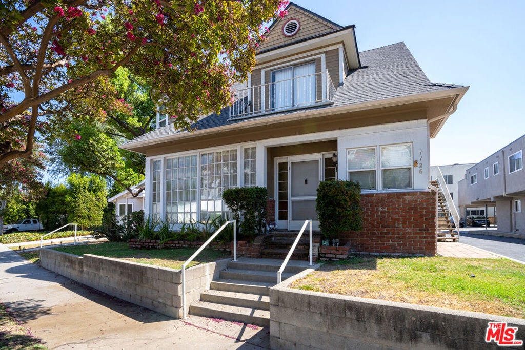 1124 Cordova Street