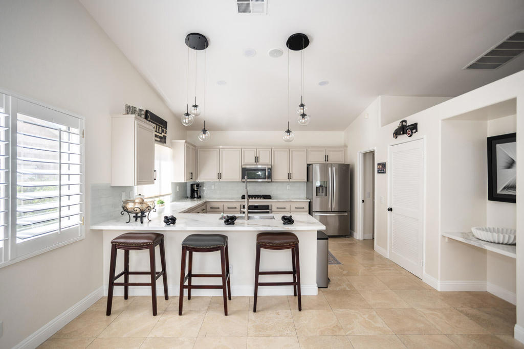 Sonata 2 - Residential Lease
