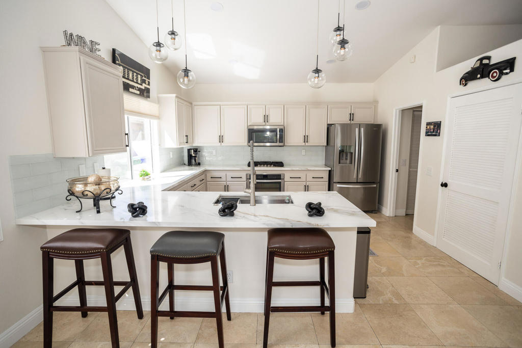 Sonata 2 - Residential Lease