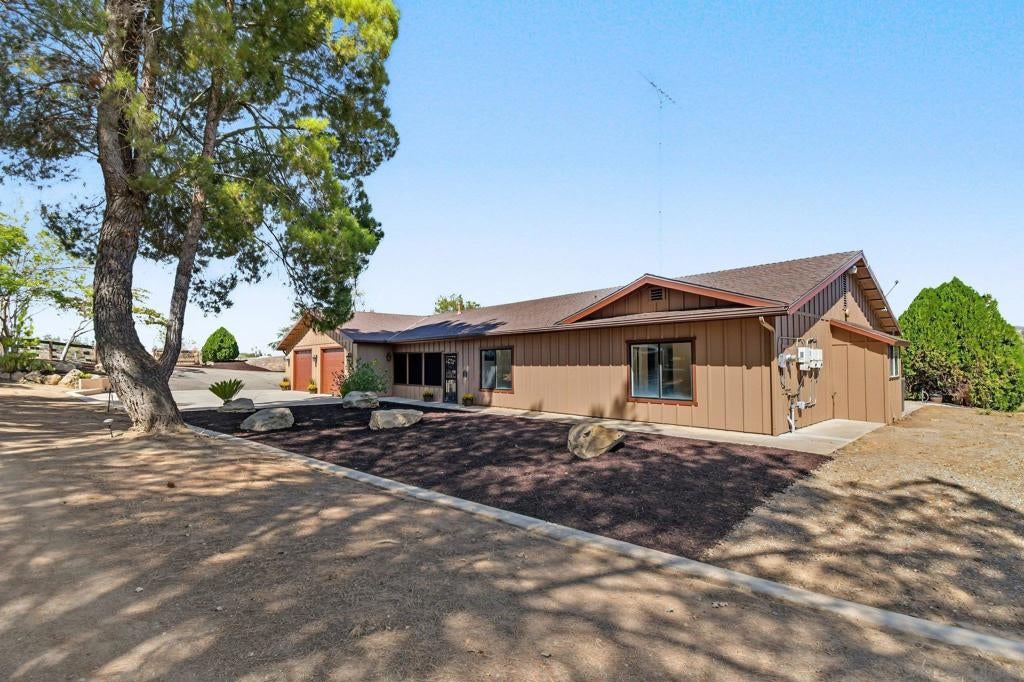333 Thomsen Way
