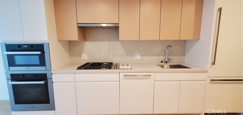 Photo of 877 Francisco #2203, Los Angeles, CA 90017 (MLS # CV26047369)