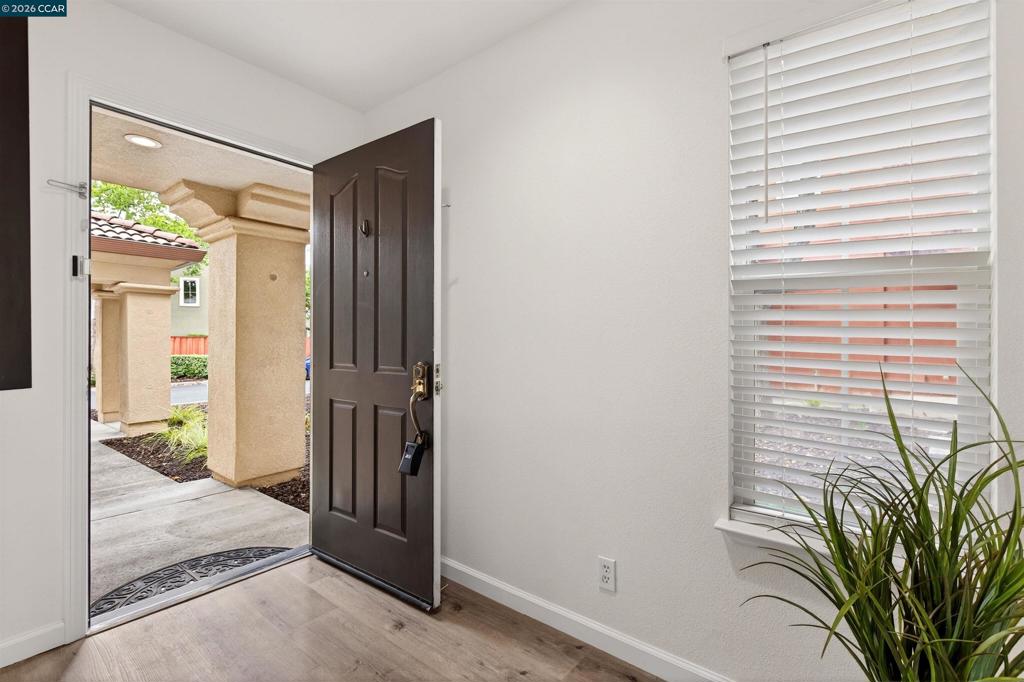 124 Coralflower Ln