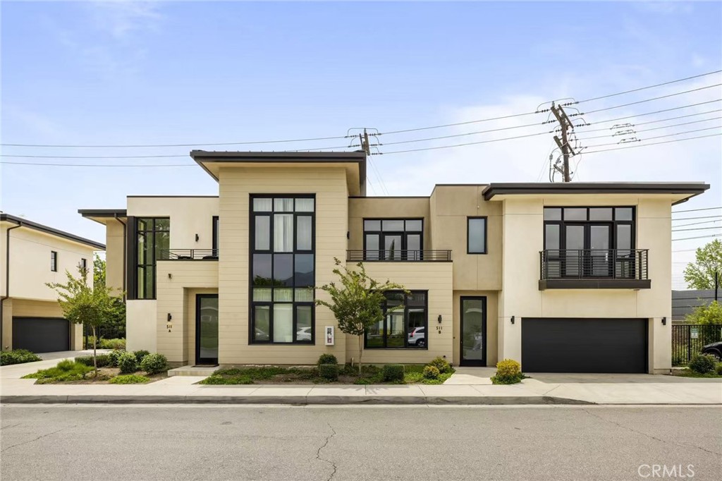 Well-maintained 3BR/2.5BA townhome in the heart of Arcadia. This home features a spacious living area, functional kitchen, and private patio. Upstairs offers a large primary suite with walk-in closet plus two additional bedrooms. Attached 2-car garage, in-unit laundry, and convenient location close to award-winning Arcadia schools, shopping, dining, and parks.
