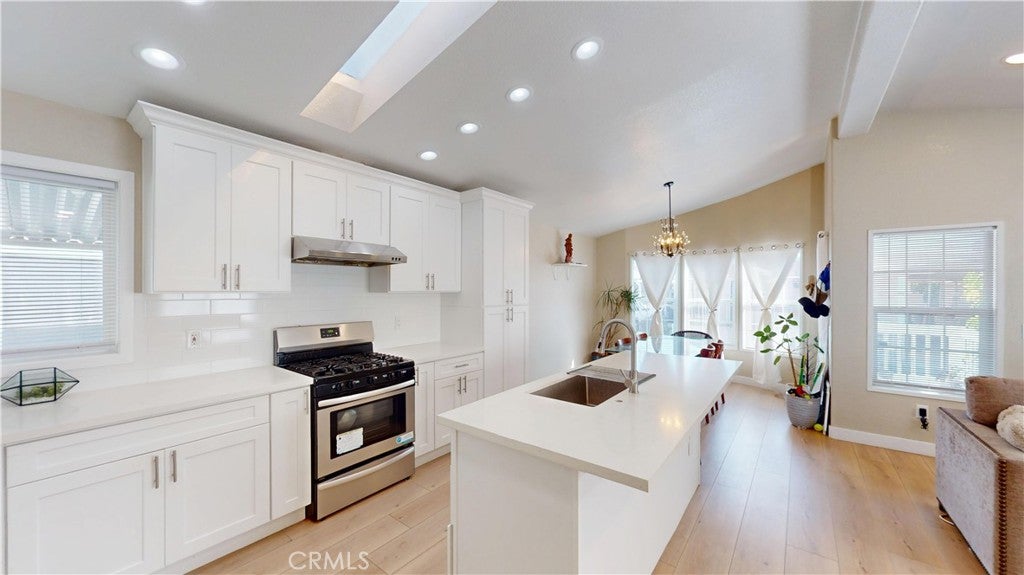 15621 Beach Boulevard 111