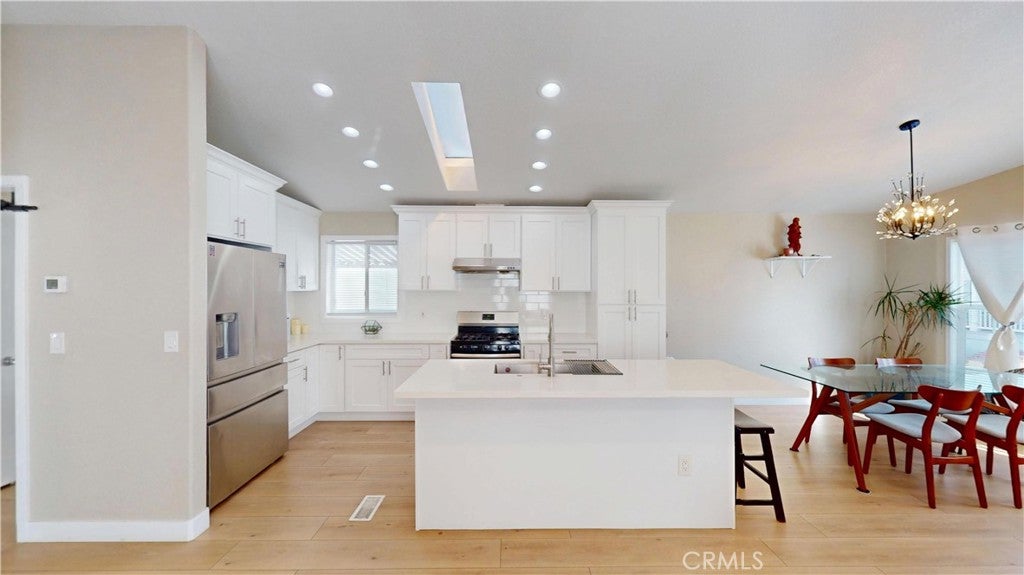 15621 Beach Boulevard 111