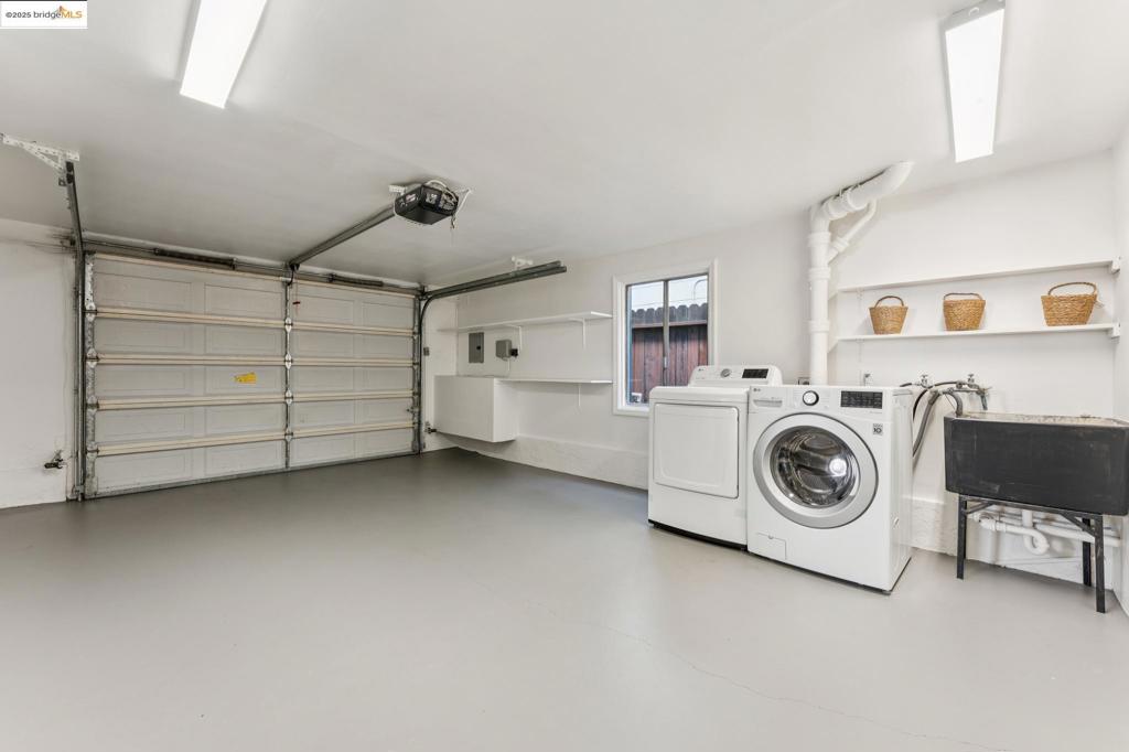 EL CERRITO - Residential