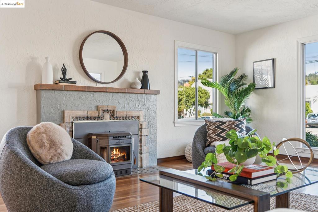 EL CERRITO - Residential