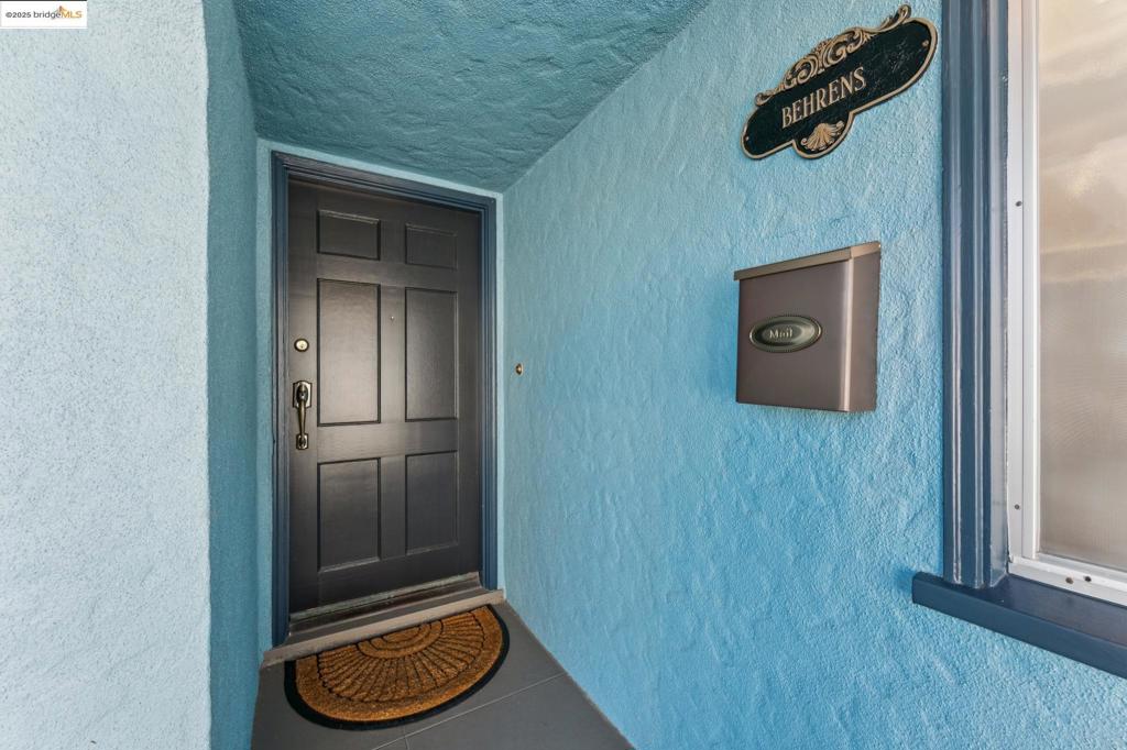 EL CERRITO - Residential