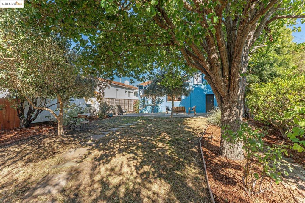 EL CERRITO - Residential