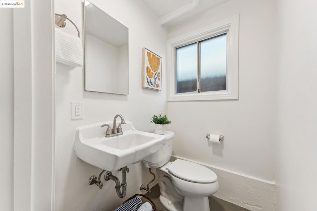 EL CERRITO - Residential