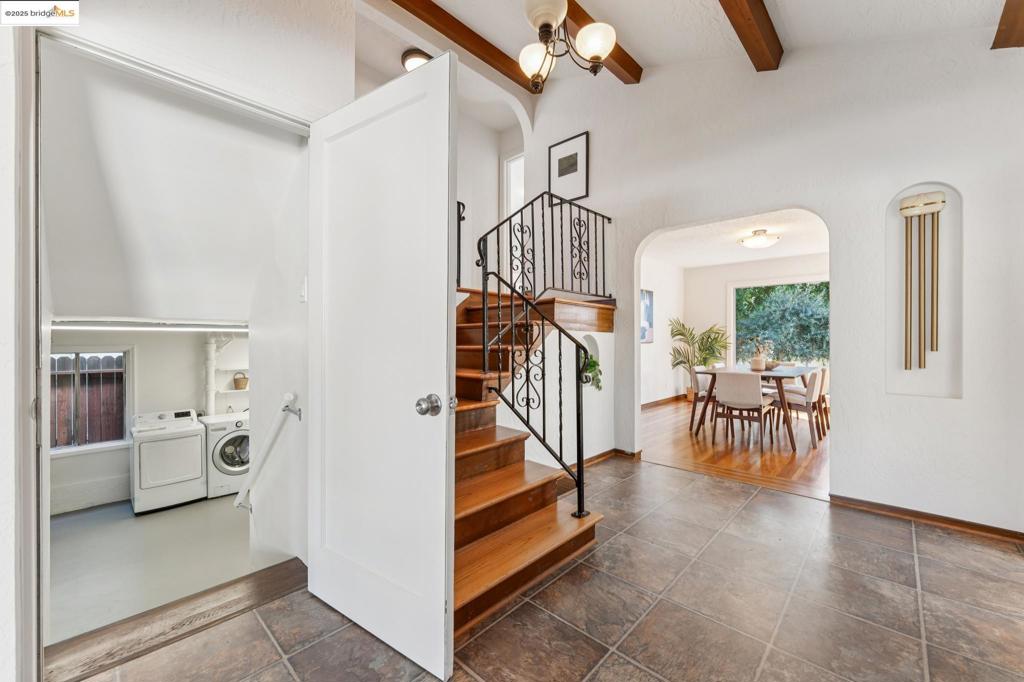 EL CERRITO - Residential