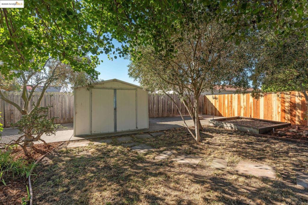 EL CERRITO - Residential