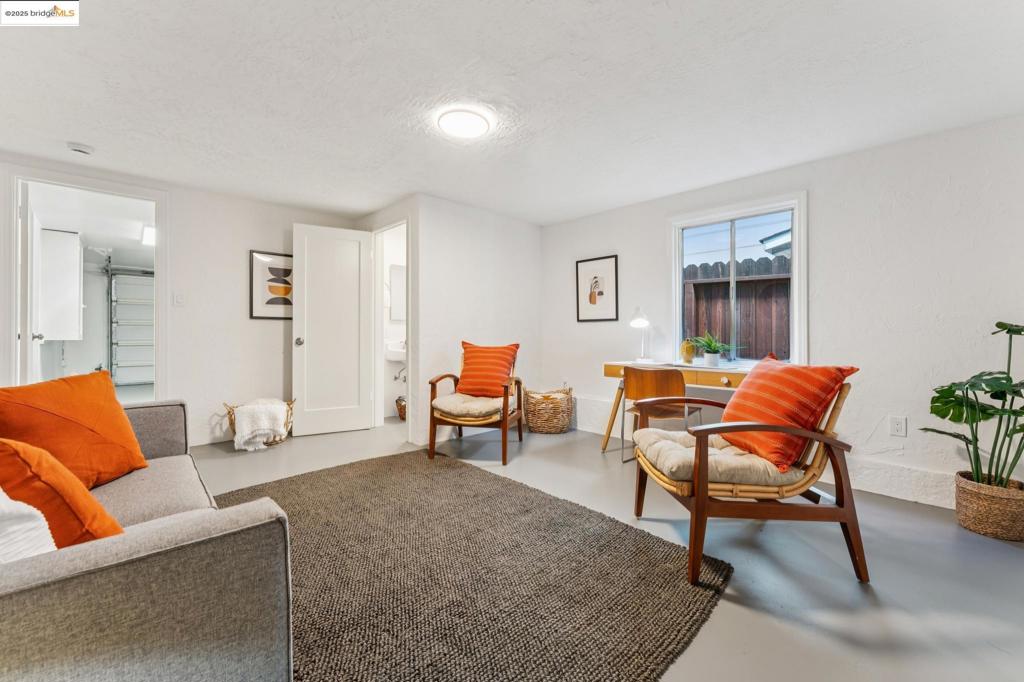 EL CERRITO - Residential