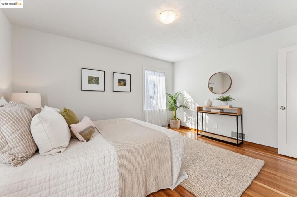 EL CERRITO - Residential