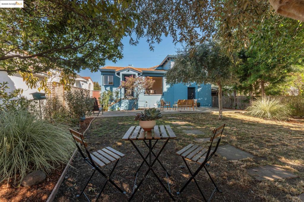 EL CERRITO - Residential