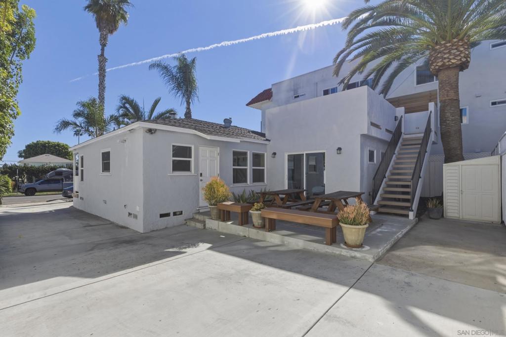 1544 Chalcedony Street