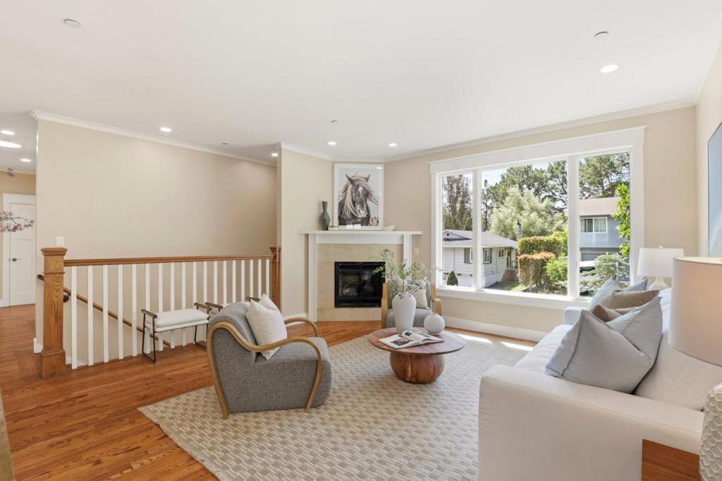1242 Aspen Drive