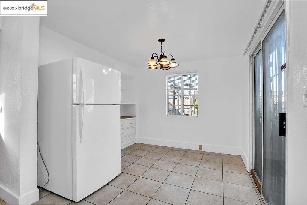 EAST OAKLAND - Residential