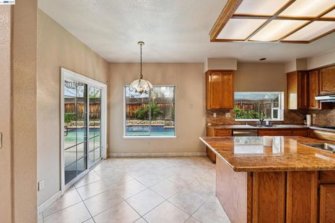 Tiny photo for 110 110 Conductor Way Way, Folsom, CA 95630 (MLS # 41126367)