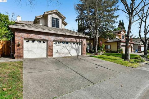 Photo of 110 110 Conductor Way Way, Folsom, CA 95630 (MLS # 41126367)