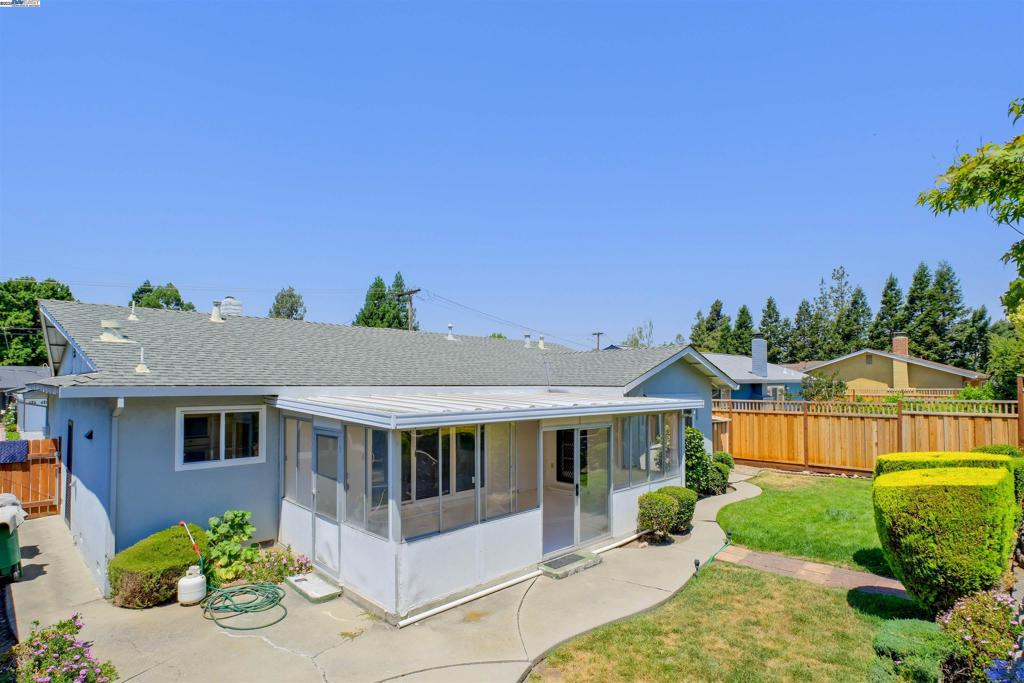 156 Dogwood Pl