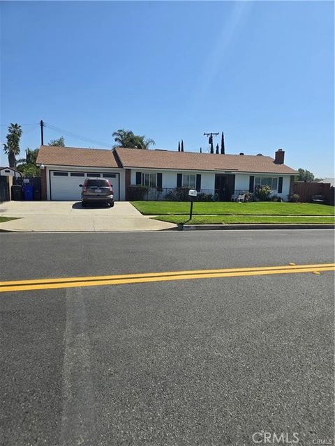 1861 N Lilac Avenue Rialto CA 92376