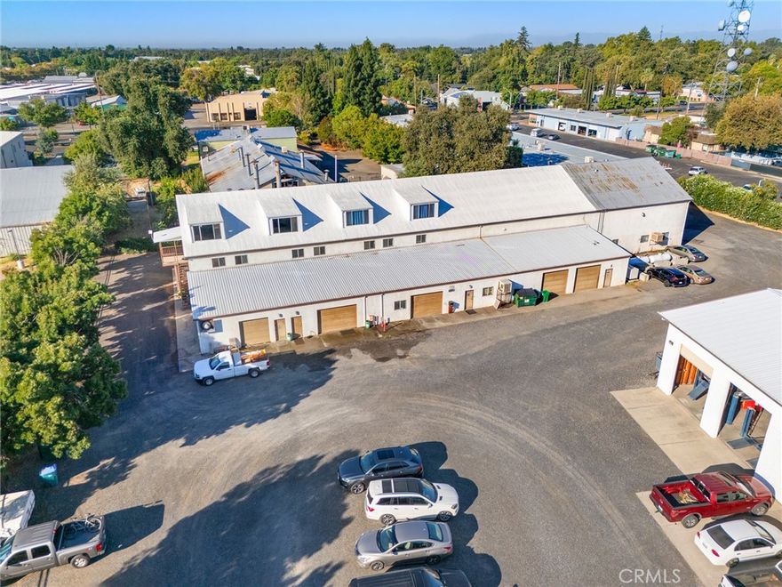 Flexible warehouse space with roll up door and existing shelving. Conveniently located on Fair St with ease of access to Skyway, Highway 99 and 20th St. Limited outside parking available.