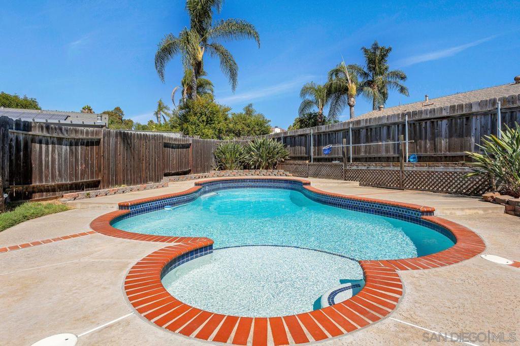 1217 Armstrong Cir
