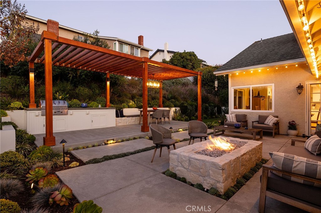 Mystic Hill (MH) - Residential