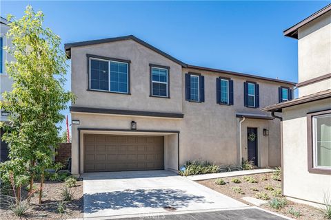 Photo of 2212 N Baldridge Canyon Court, Highland, CA 92346 (MLS # CV26146184)