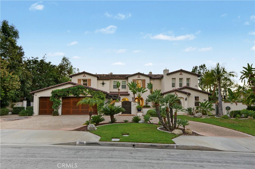 1305 Bentley Court