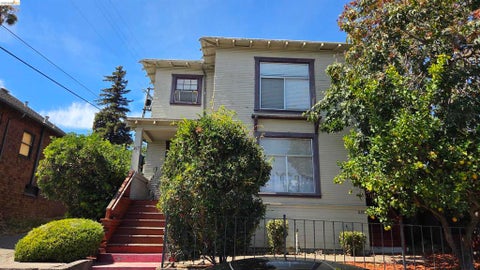 Photo of 817 Alameda St ST, Vallejo, CA 94590 (MLS # 41147196)