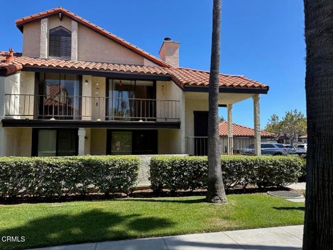 Tiny photo for 2167 Martinique Lane, Oxnard, CA 93035 (MLS # V1-36915)