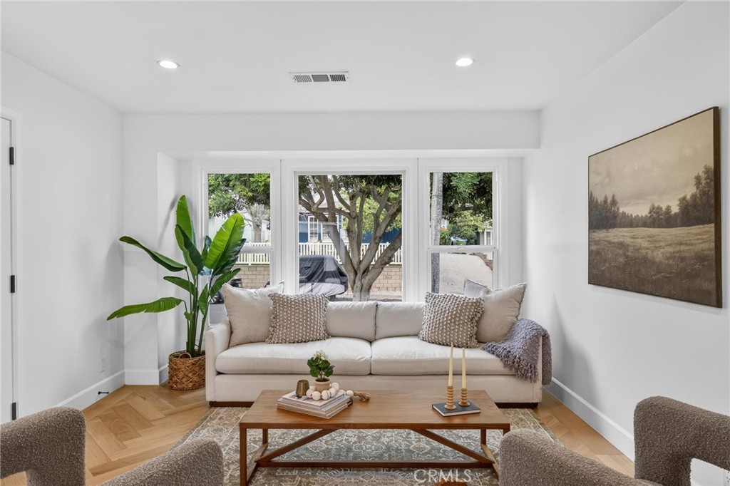 1167 Magnolia Avenue