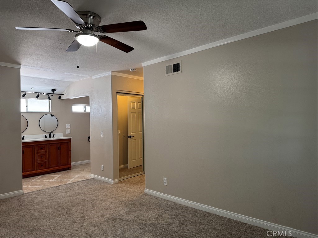 Unknown. - Residential Lease