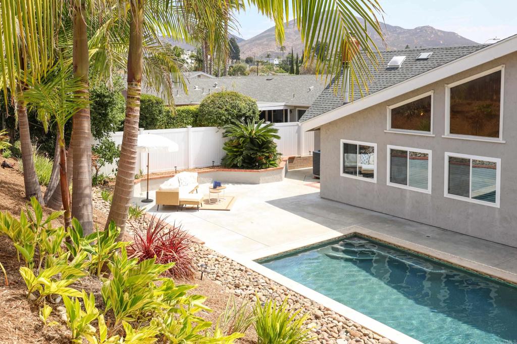 6818 Bonnie View Drive