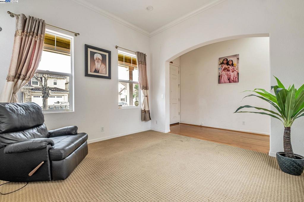 HAYWARD AREA - Residential