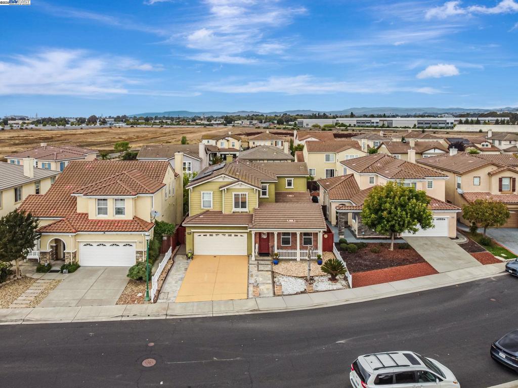 HAYWARD AREA - Residential