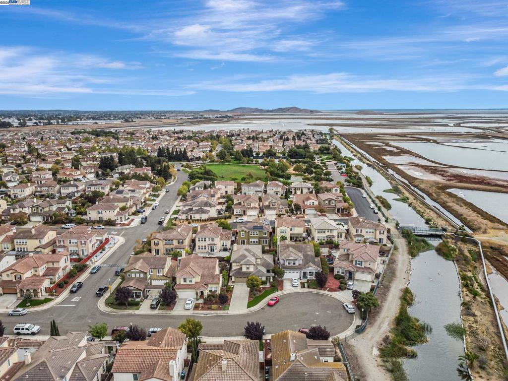 HAYWARD AREA - Residential