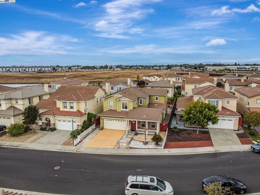 HAYWARD AREA - Residential