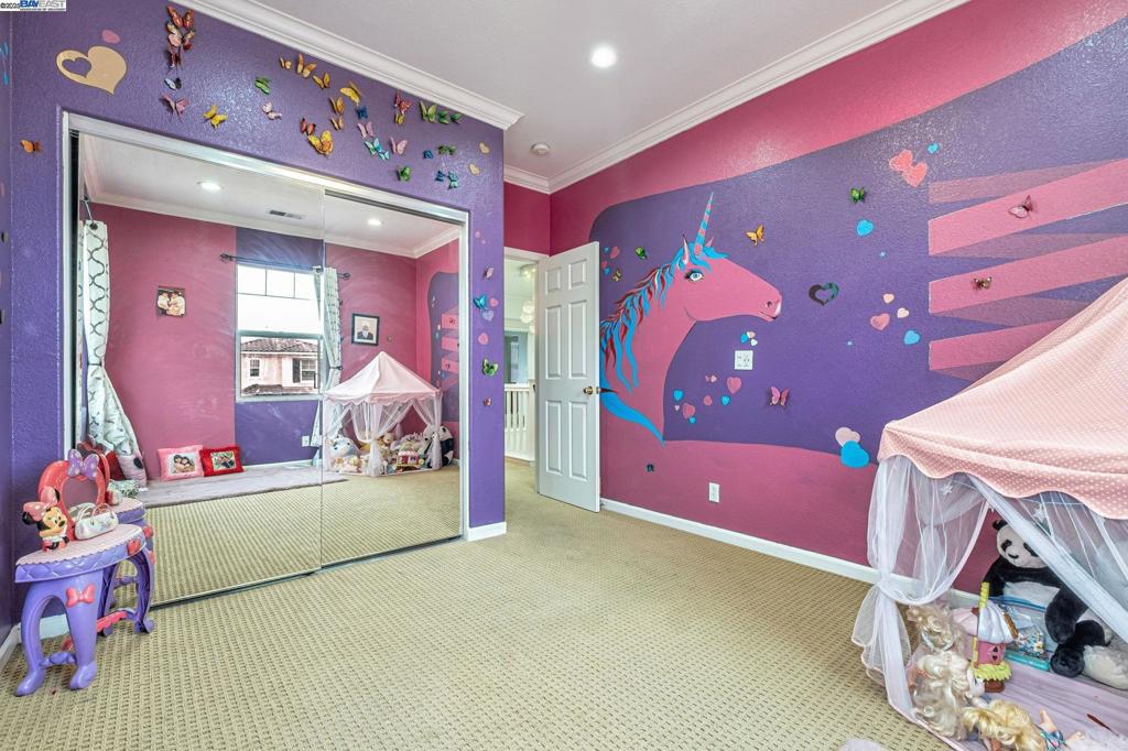 HAYWARD AREA - Residential