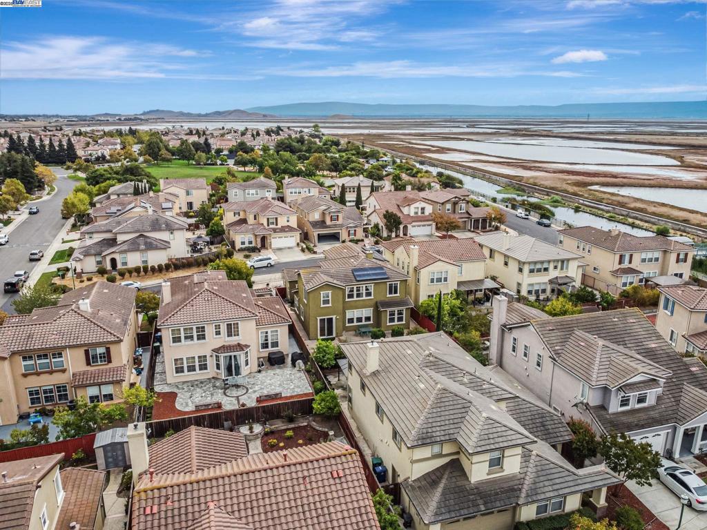 HAYWARD AREA - Residential