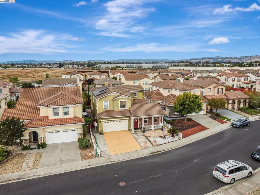 HAYWARD AREA - Residential